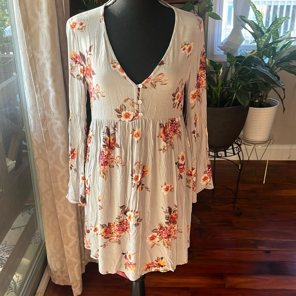 Altered State bell sleeve floral dress